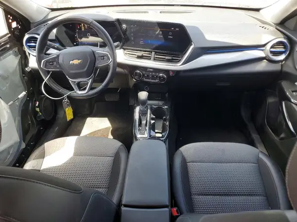 KL77LHEP7SC212595 2025 CHEVROLET TRAX - Image 8