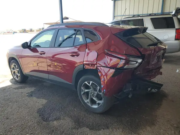 KL77LHEP7SC224617 2025 CHEVROLET TRAX - Image 2