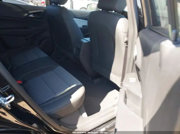 KL77LHEP7SC230479 2025 CHEVROLET TRAX - Image 8
