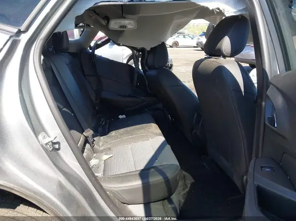KL77LHEP7SC232863 2025 CHEVROLET TRAX - Image 8