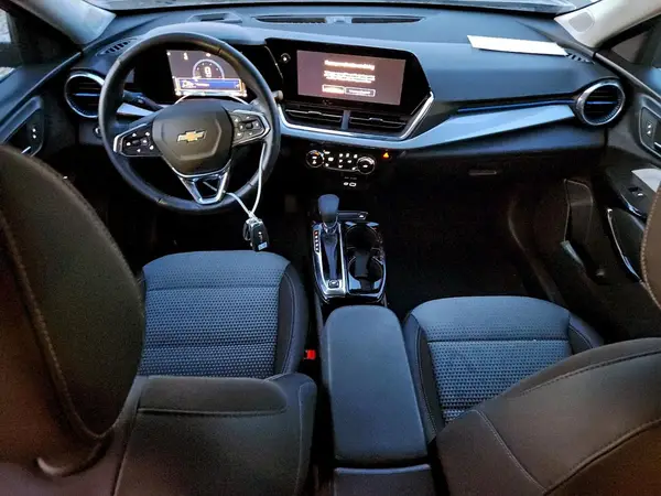 KL77LHEP7SC237707 2025 CHEVROLET TRAX - Image 8