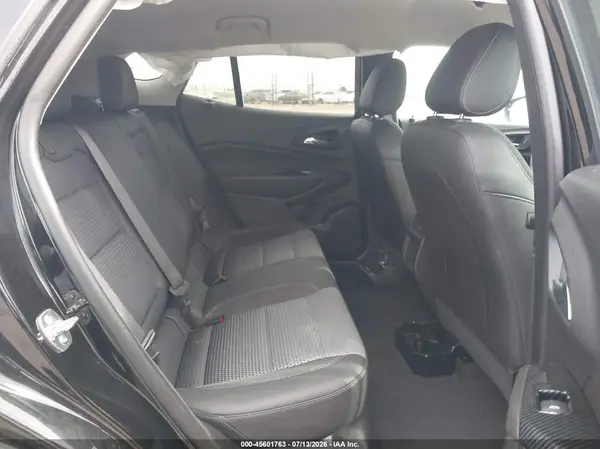 KL77LHEP7SC240462 2025 CHEVROLET TRAX - Image 8
