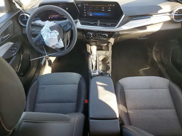 KL77LHEP7SC248299 2025 CHEVROLET TRAX - Image 8