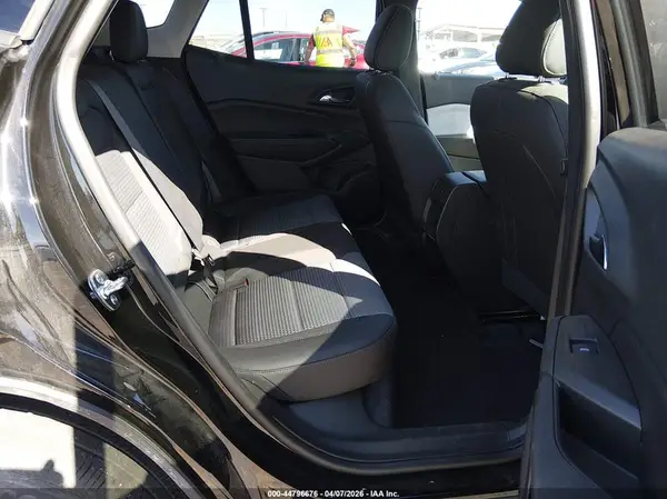 KL77LHEP7SC307965 2025 CHEVROLET TRAX - Image 8