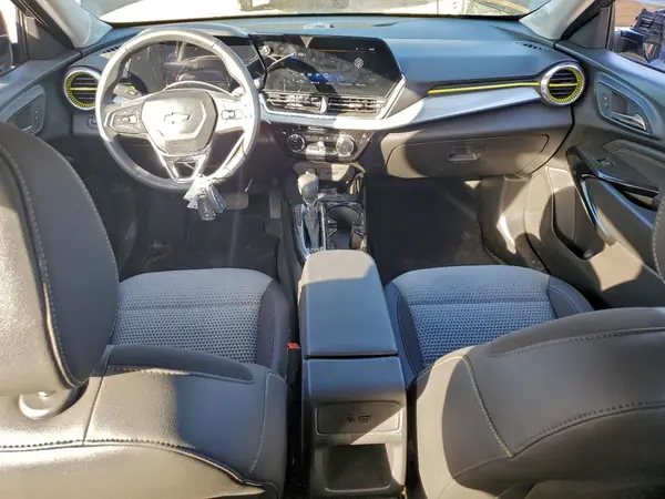 KL77LHEP7SC319629 2025 CHEVROLET TRAX - Image 8