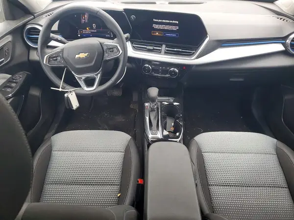 KL77LHEP7SC329660 2025 CHEVROLET TRAX - Image 8