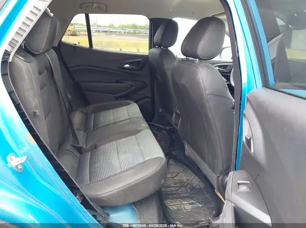 KL77LHEP7SC334907 2025 CHEVROLET TRAX - Image 8