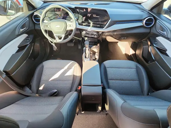 KL77LHEP7TC007733 2026 CHEVROLET TRAX - Image 8
