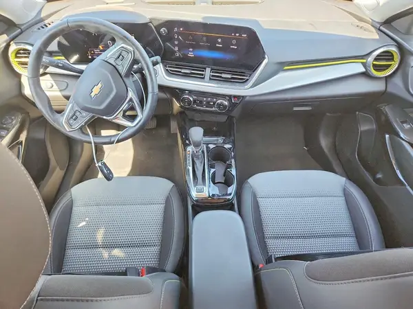 KL77LHEP7TC043485 2026 CHEVROLET TRAX - Image 8
