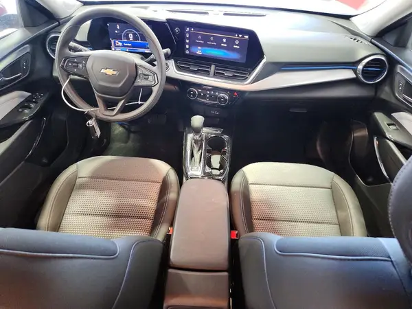 KL77LHEP7TC093254 2026 CHEVROLET TRAX - Image 8