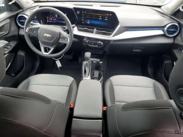 KL77LHEP7TC105385 2026 CHEVROLET TRAX - Image 8