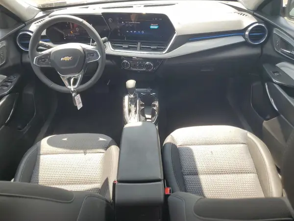 KL77LHEP8SC046961 2025 CHEVROLET TRAX - Image 8