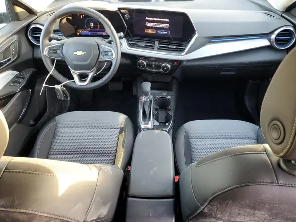KL77LHEP8SC059113 2025 CHEVROLET TRAX - Image 8