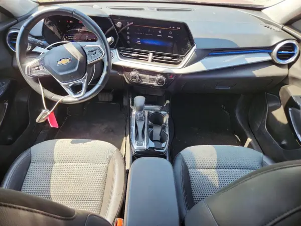 KL77LHEP8SC067356 2025 CHEVROLET TRAX - Image 8