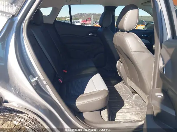 KL77LHEP8SC092239 2025 CHEVROLET TRAX - Image 8