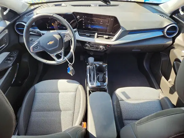 KL77LHEP8SC099434 2025 CHEVROLET TRAX - Image 8