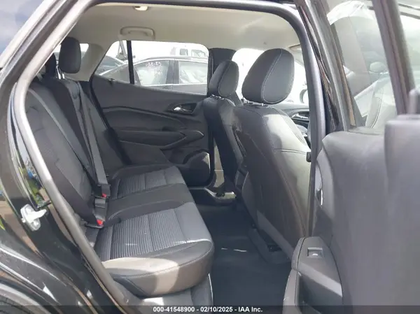 KL77LHEP8SC143707 2025 CHEVROLET TRAX - Image 8