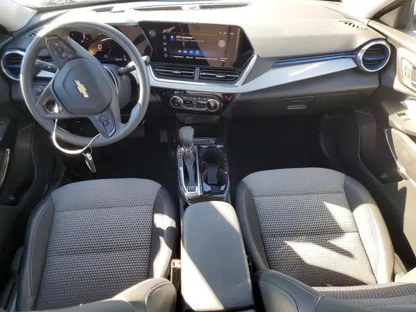 KL77LHEP8SC186220 2025 CHEVROLET TRAX - Image 8