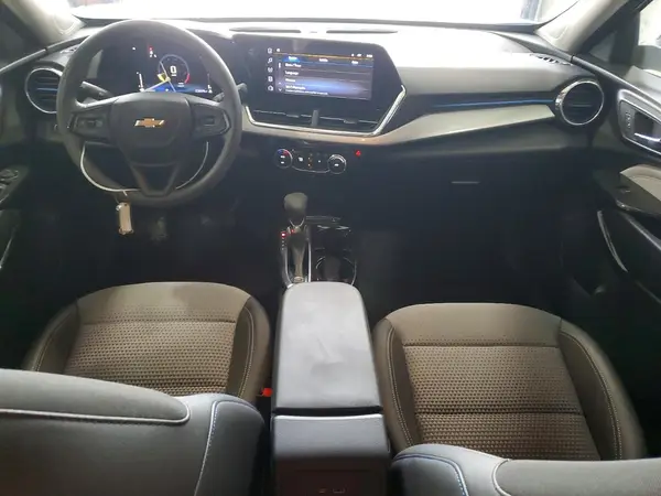 KL77LHEP8SC201752 2025 CHEVROLET TRAX - Image 8