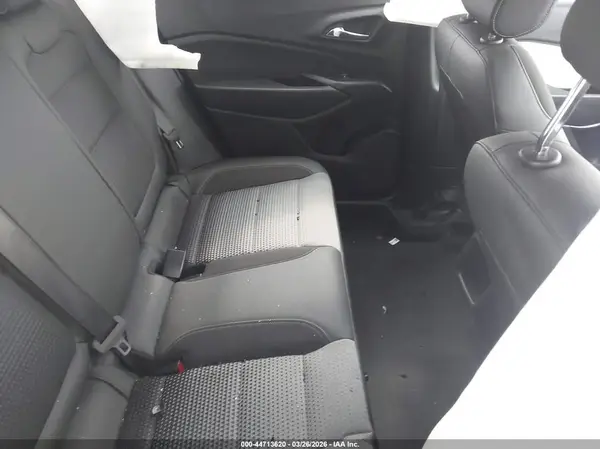 KL77LHEP8SC210080 2025 CHEVROLET TRAX - Image 8