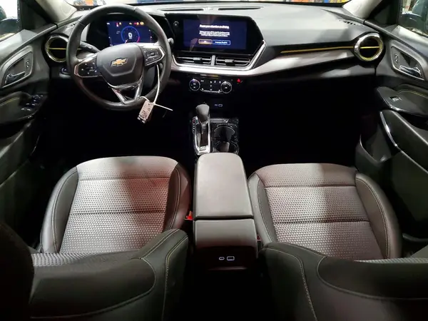 KL77LHEP8SC213674 2025 CHEVROLET TRAX - Image 8