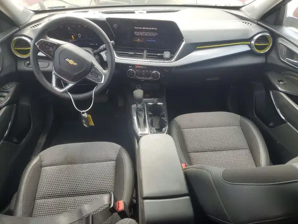 KL77LHEP8SC214937 2025 CHEVROLET TRAX - Image 8