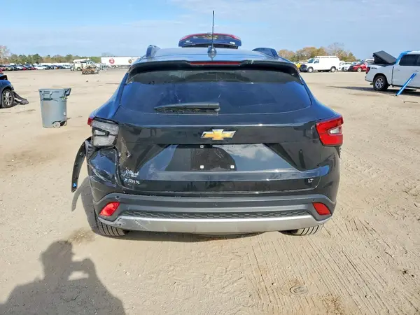 2025 CHEVROLET TRAX auction photo 6