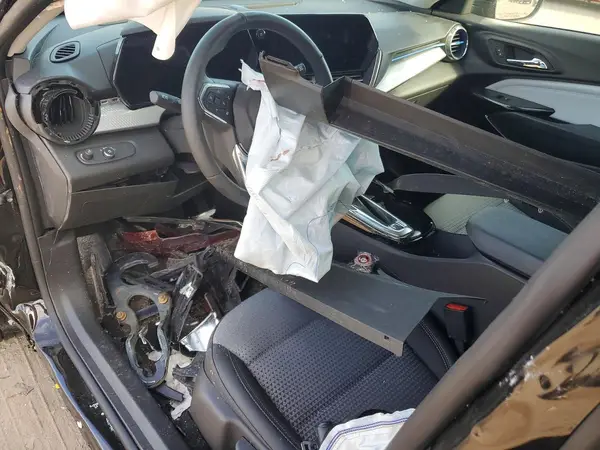KL77LHEP8SC215845 2025 CHEVROLET TRAX - Image 8