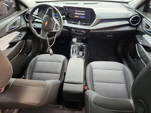 KL77LHEP8SC226134 2025 CHEVROLET TRAX - Image 8