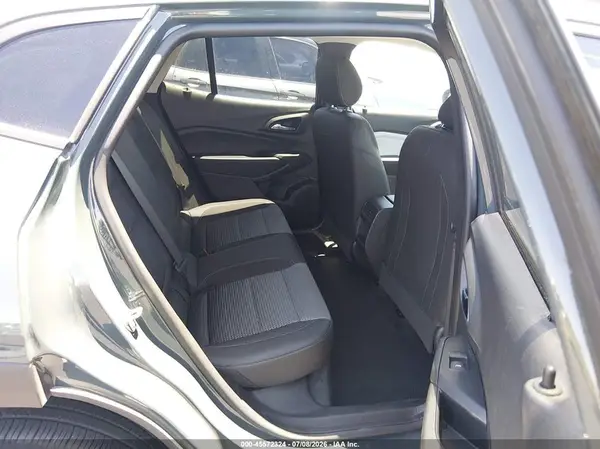 KL77LHEP8SC227025 2025 CHEVROLET TRAX - Image 8