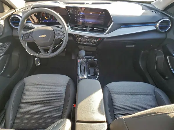 KL77LHEP8SC247209 2025 CHEVROLET TRAX - Image 8