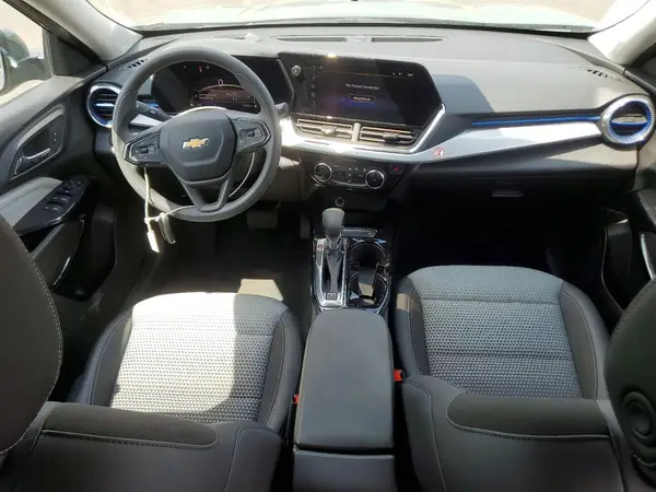 KL77LHEP8SC248389 2025 CHEVROLET TRAX - Image 8