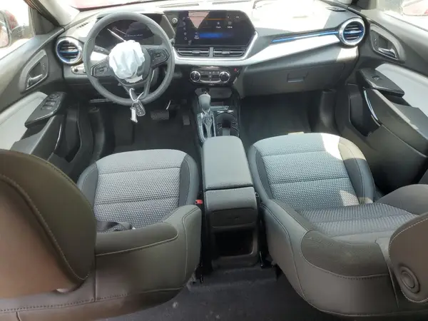 KL77LHEP8SC255925 2025 CHEVROLET TRAX - Image 8