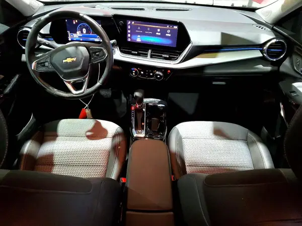KL77LHEP8SC279741 2025 CHEVROLET TRAX - Image 8