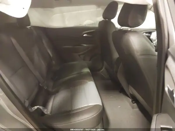 KL77LHEP8SC293218 2025 CHEVROLET TRAX - Image 8