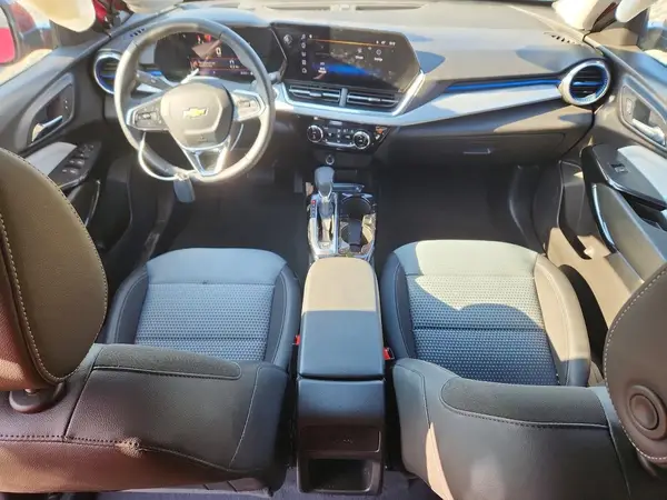 KL77LHEP8SC300796 2025 CHEVROLET TRAX - Image 8