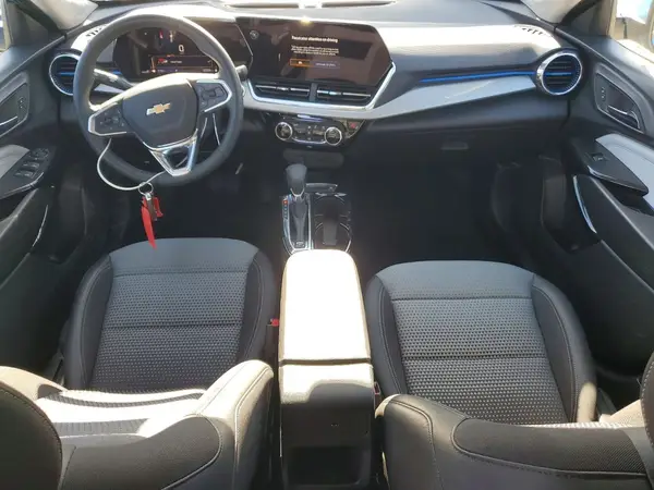 KL77LHEP8SC310342 2025 CHEVROLET TRAX - Image 8