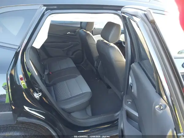 KL77LHEP8SC334138 2025 CHEVROLET TRAX - Image 8