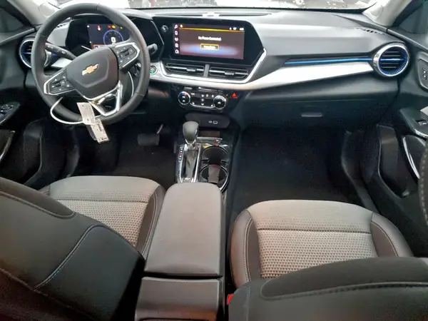 KL77LHEP8SC342143 2025 CHEVROLET TRAX - Image 8