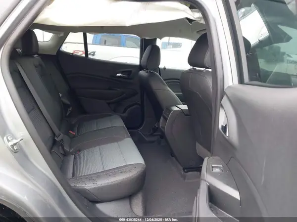 KL77LHEP8TC002055 2026 CHEVROLET TRAX - Image 8