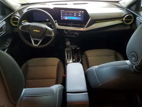 KL77LHEP8TC075717 2026 CHEVROLET TRAX - Image 8