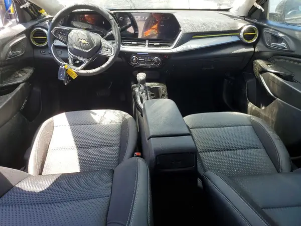 KL77LHEP8TC078486 2026 CHEVROLET TRAX - Image 8