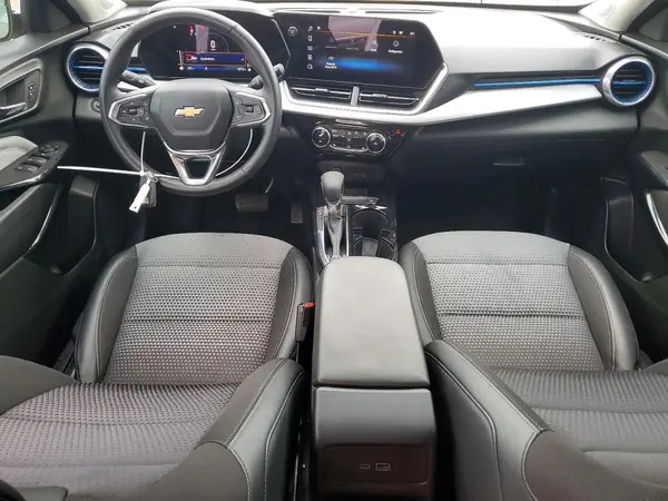 KL77LHEP9SC001835 2025 CHEVROLET TRAX - Image 8