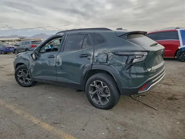 KL77LHEP9SC038545 2025 CHEVROLET TRAX - Image 2