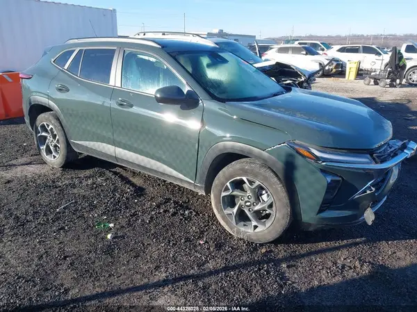 KL77LHEP9SC083579 2025 CHEVROLET TRAX - Image 1