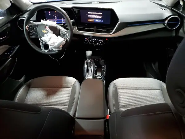 KL77LHEP9SC083596 2025 CHEVROLET TRAX - Image 8