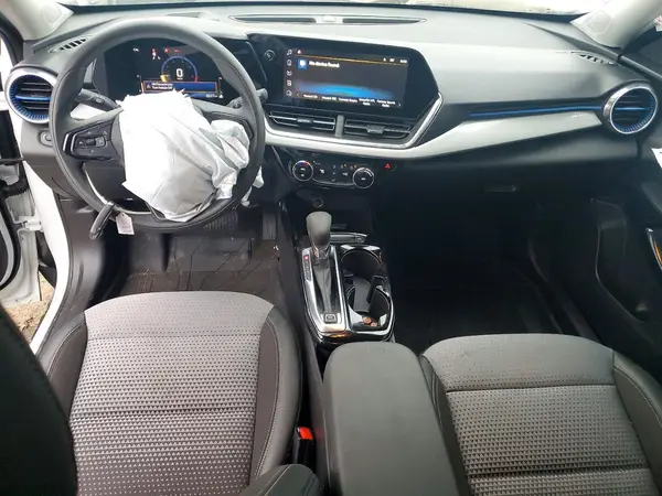 KL77LHEP9SC116841 2025 CHEVROLET TRAX - Image 8