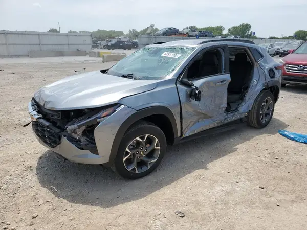 KL77LHEP9SC121179 2025 CHEVROLET TRAX - Image 1