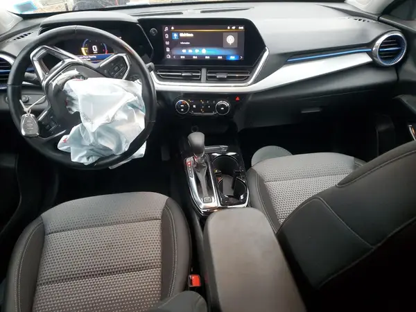 KL77LHEP9SC122929 2025 CHEVROLET TRAX - Image 8