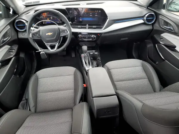 KL77LHEP9SC136880 2025 CHEVROLET TRAX - Image 8